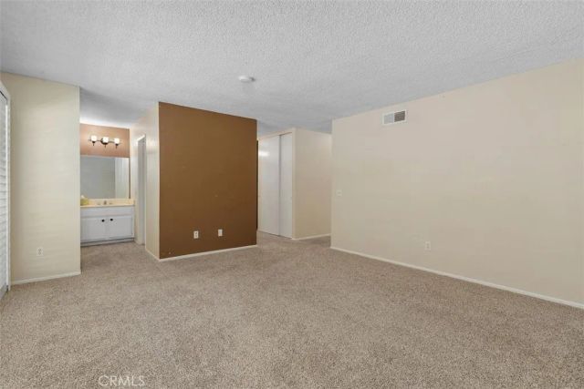 5625 Via Terreno, Riverside, CA 92506