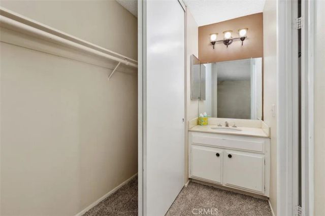 5625 Via Terreno, Riverside, CA 92506