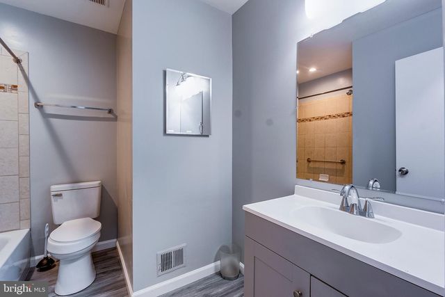 7410 CRANE, Landover, MD 20785