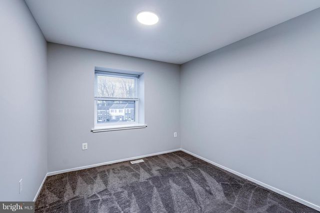 7410 CRANE, Landover, MD 20785