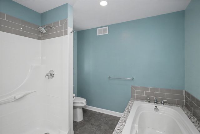 3124 Grove Avenue, Ames, IA 50010