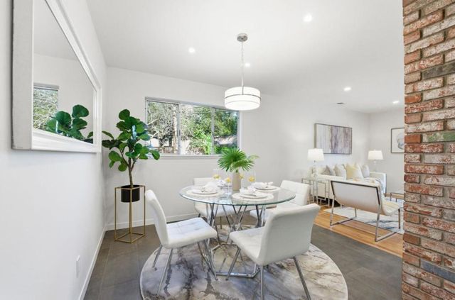 145 Holly Hill Way, Los Gatos, CA 95032