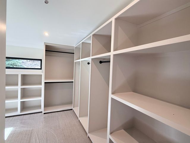 13094 Skislope Way, Truckee, CA 96161