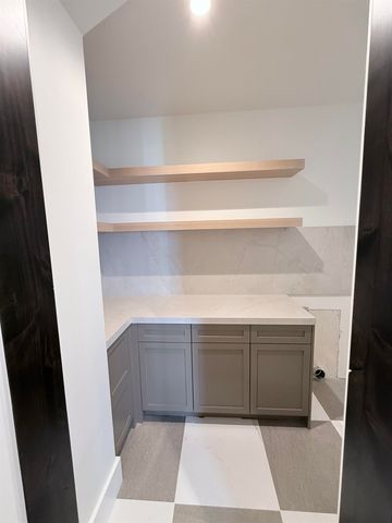 13094 Skislope Way, Truckee, CA 96161