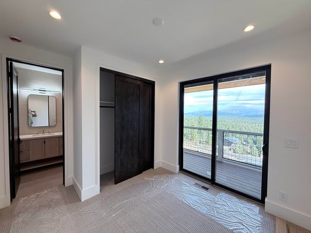 13094 Skislope Way, Truckee, CA 96161