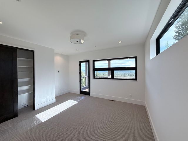 13094 Skislope Way, Truckee, CA 96161