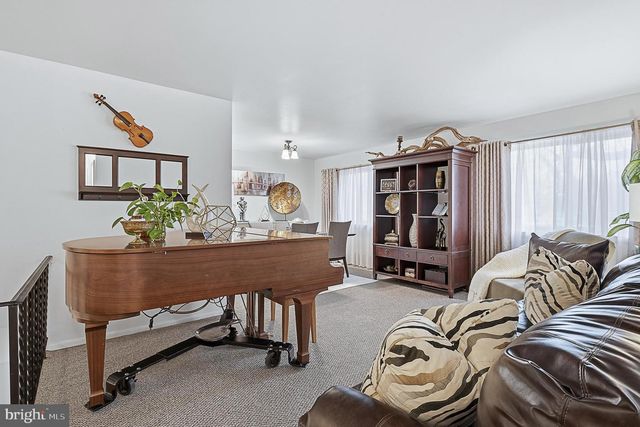 4542 KINMOUNT RD, Lanham, MD 20706