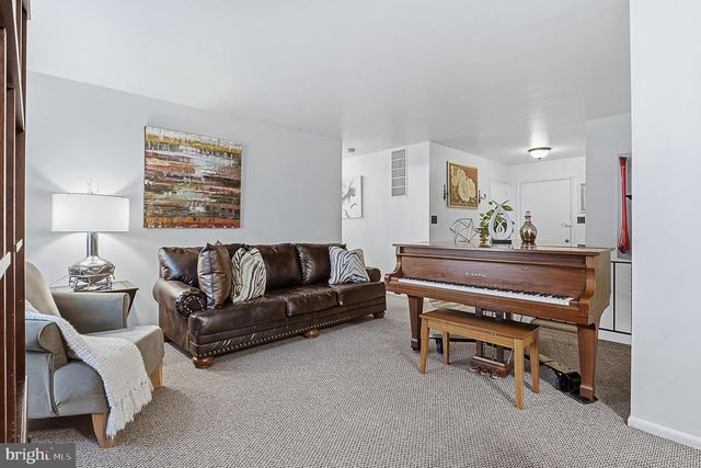 4542 KINMOUNT RD, Lanham, MD 20706