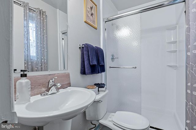 4542 KINMOUNT RD, Lanham, MD 20706