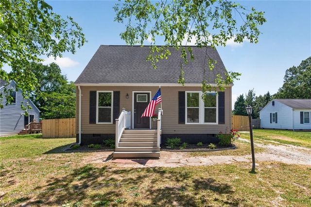 103 Sandpiper DR, Smithfield, VA 23430