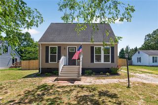 103 Sandpiper DR, Smithfield, VA 23430