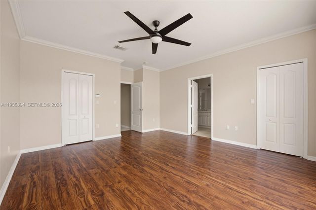 15963 SW 99th Ln, Miami, FL 33196