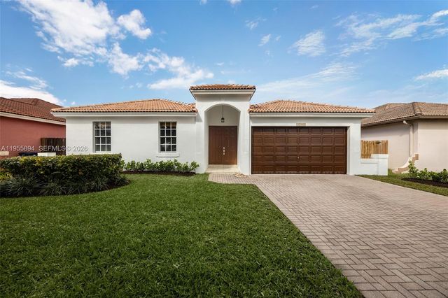 15963 SW 99th Ln, Miami, FL 33196