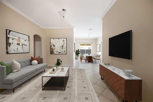 15963 SW 99th Ln, Miami, FL 33196