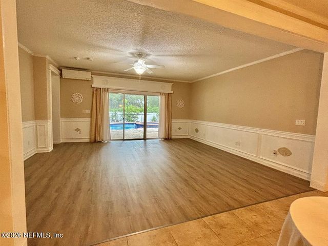 11337 GLENLAUREL ESTATES Drive, Jacksonville, FL 32257