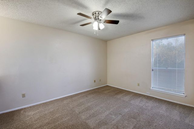 4407 Limewood CT B, Austin, TX 78727