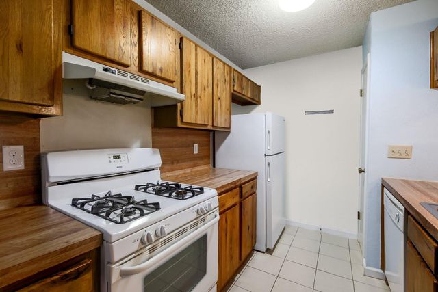 4407 Limewood CT B, Austin, TX 78727