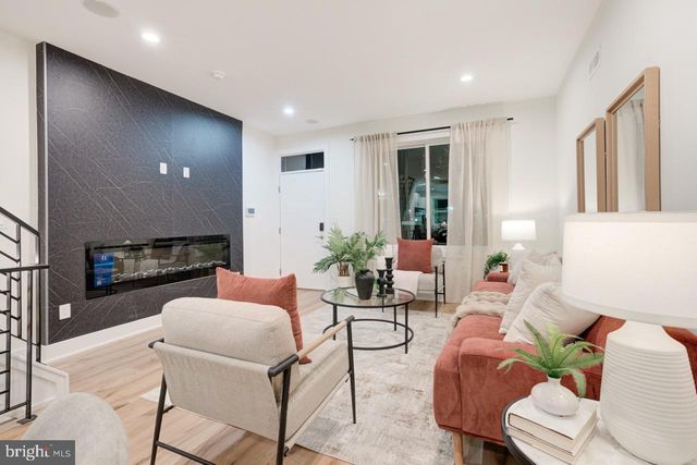 2622 E HAROLD ST, Philadelphia, PA 19125