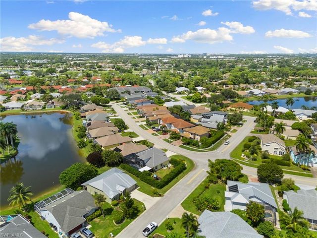 3745 Weymouth CIR, Naples, FL 34112