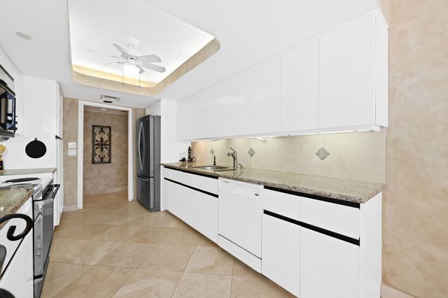 3210 S Ocean Boulevard 303, Highland Beach, FL 33487