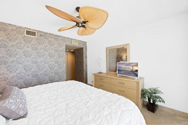 3210 S Ocean Boulevard 303, Highland Beach, FL 33487