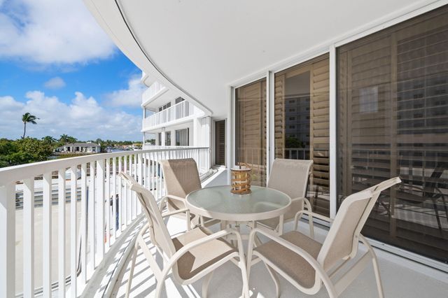 3210 S Ocean Boulevard 303, Highland Beach, FL 33487