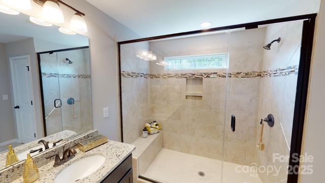 7114 Butternut Oak Terrace, Huntersville, NC 28078