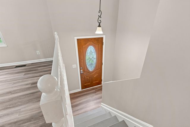 2705 Surfside Drive, Villa Hills, KY 41017