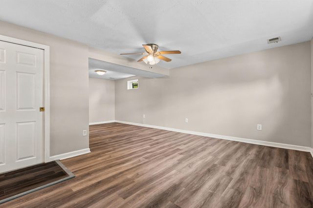 2705 Surfside Drive, Villa Hills, KY 41017