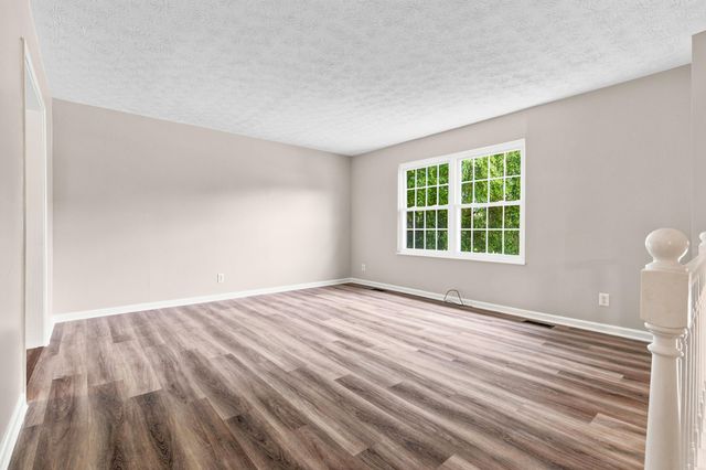 2705 Surfside Drive, Villa Hills, KY 41017