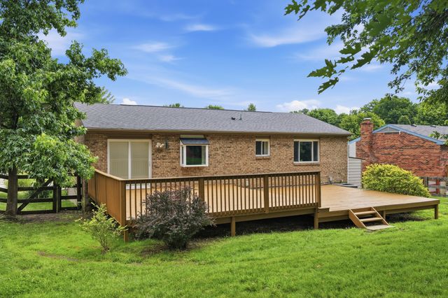 2705 Surfside Drive, Villa Hills, KY 41017