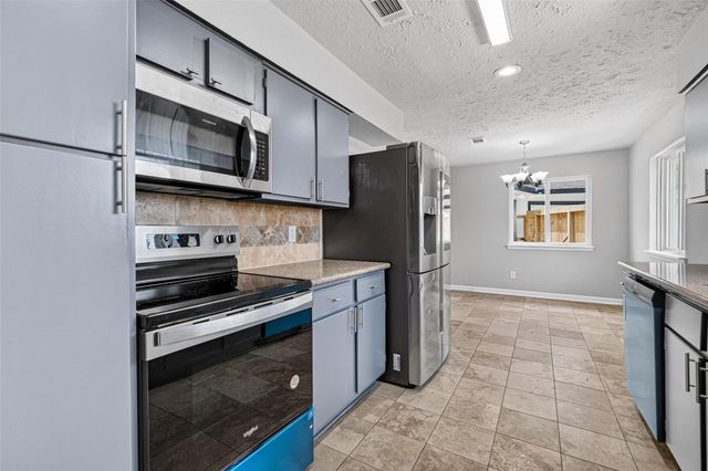 6719 Trigate Drive, Houston, TX 77489