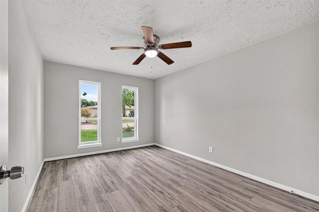 6719 Trigate Drive, Houston, TX 77489