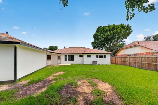 6719 Trigate Drive, Houston, TX 77489