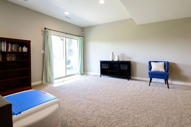 5493 DIVERSEY RDG, Columbia, MO 65203