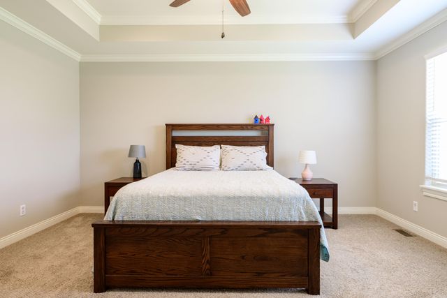 5493 DIVERSEY RDG, Columbia, MO 65203