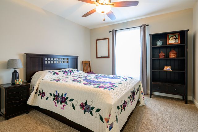 5493 DIVERSEY RDG, Columbia, MO 65203