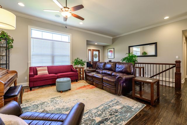 5493 DIVERSEY RDG, Columbia, MO 65203