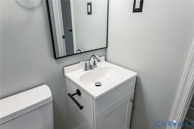 1724 Alaska Dr, Richmond, VA 23224
