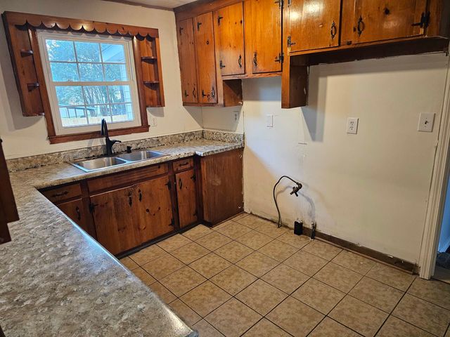 7 Outter Drive, Inman, SC 29349