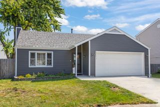 2311 Greenleaf Court, Aurora, IL 60506