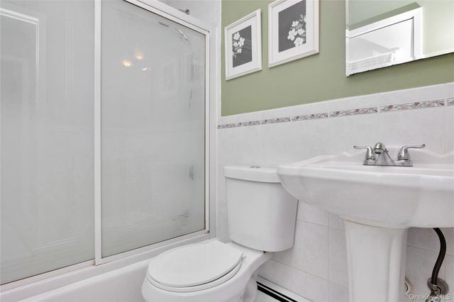 11 Margaret Lane, Huntington, NY 11743