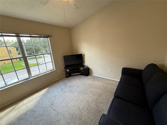 30035 GRANDA HILLS COURT, Wesley Chapel, FL 33543