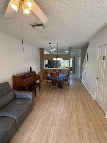 30035 GRANDA HILLS COURT, Wesley Chapel, FL 33543