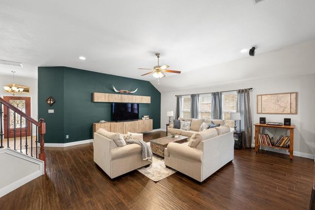 18404 Deleon Bayou LN, Austin, TX 78738