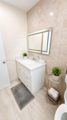 401 SW 109th Avenue 14, Miami, FL 33174