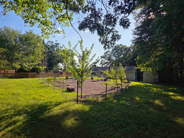 100 Musquash Road, Hudson, NH 03051