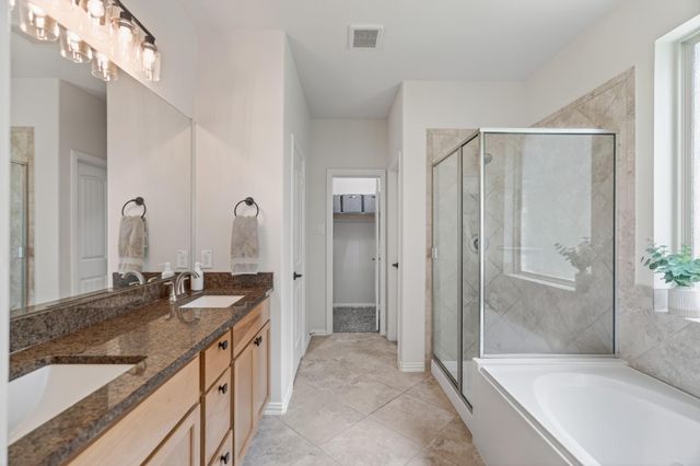 79 W Jagged Ridge Circle, Spring, TX 77389