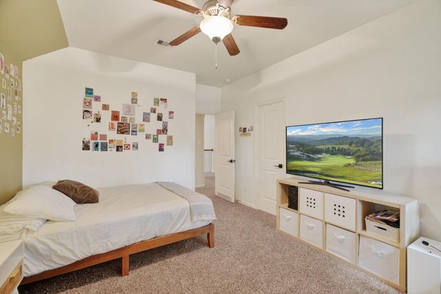 79 W Jagged Ridge Circle, Spring, TX 77389
