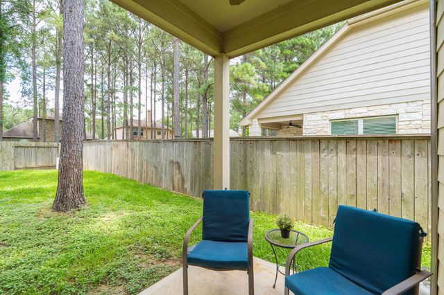 79 W Jagged Ridge Circle, Spring, TX 77389